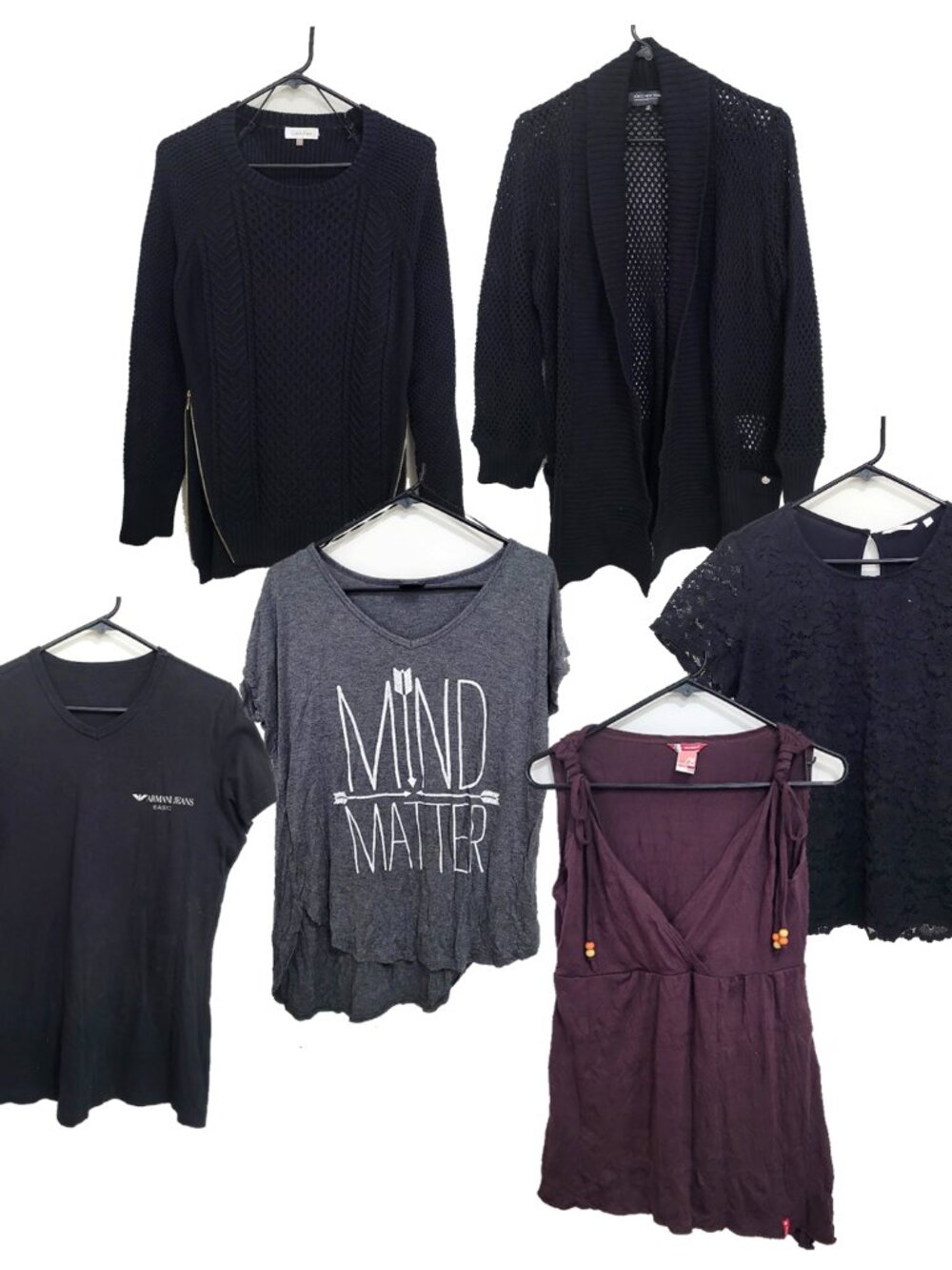 Mix of Womens' Medium Top Outfit
